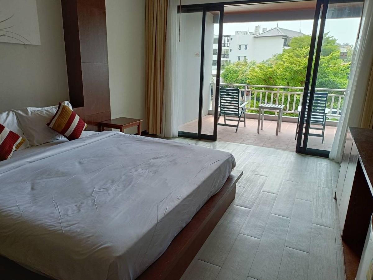 Ramada By Wyndham Aonang Krabi Hotel Exterior foto